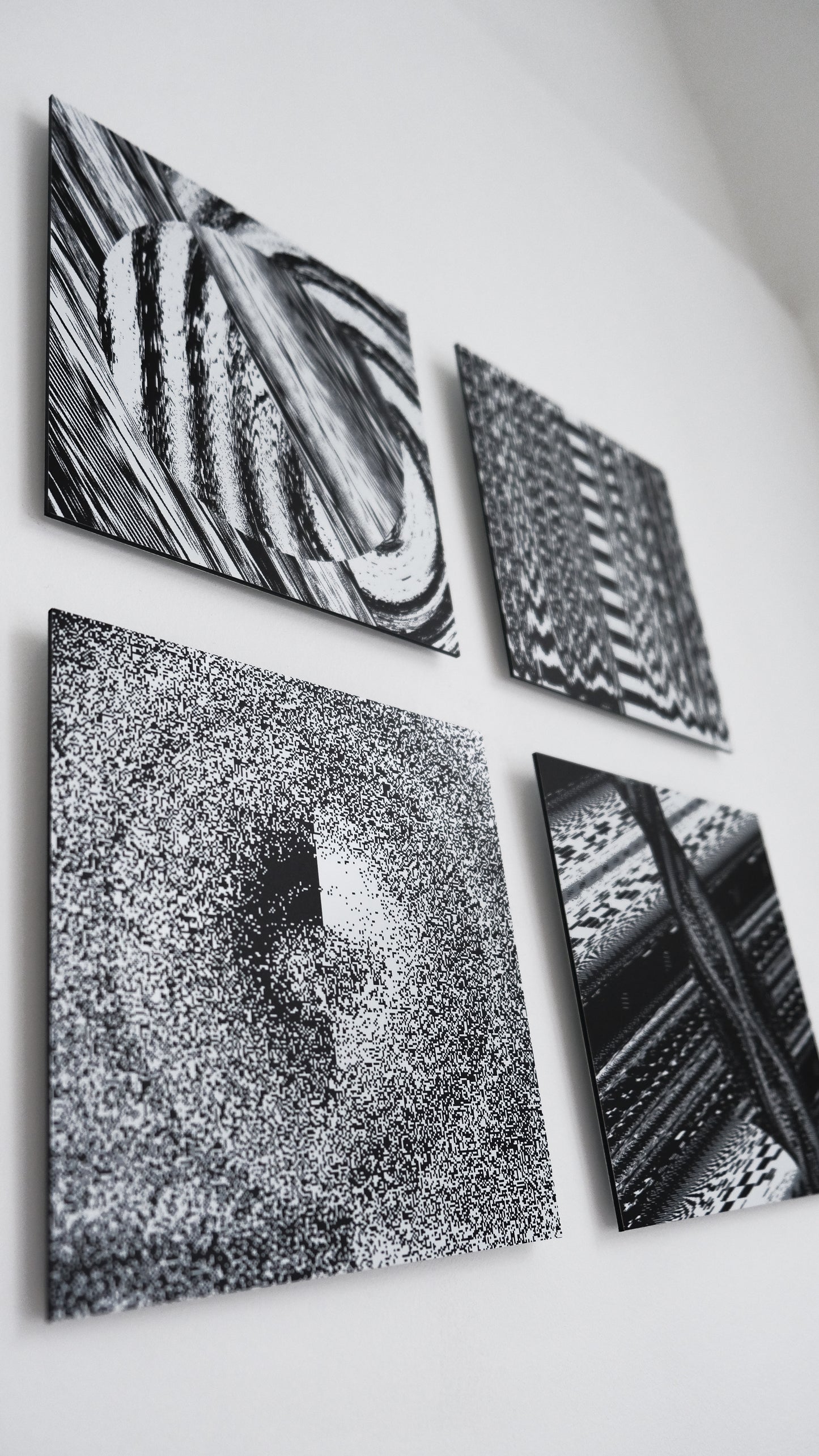 loackme (Loïc Schwaller), fragments of dither_02, 2023